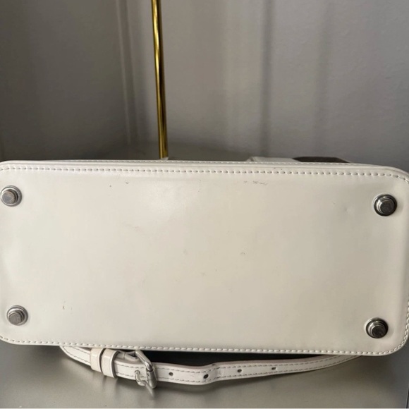 Louis Vuitton Monogram Brown and White Satchel - Picture 6 of 7